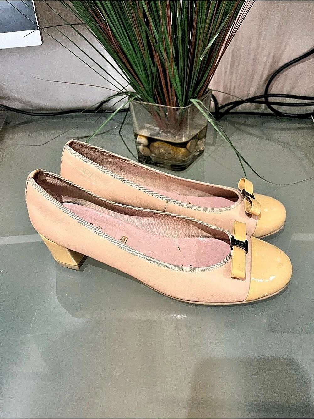 Pretty Ballerinas 30Heeled Flats Tan size 39.5 EU / 8.5 US